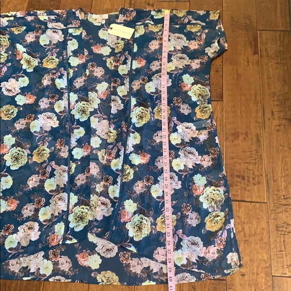 Band of Gypsies Floral Kimono - Picture 5 of 7